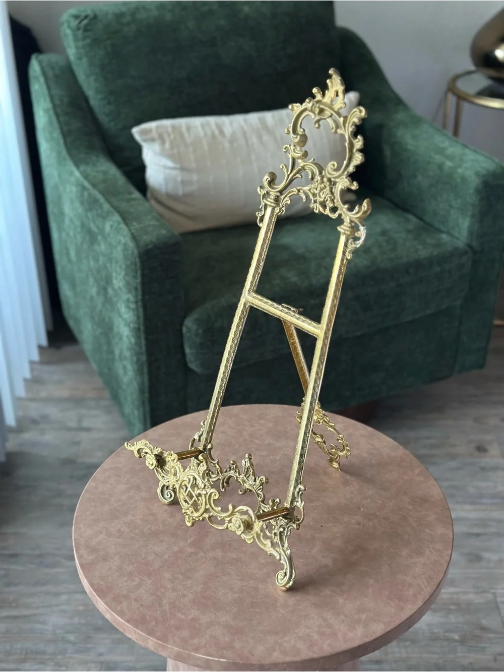 Vintage/Antique Decorative Easel Stand -Andrea By Sadek Gold Brass